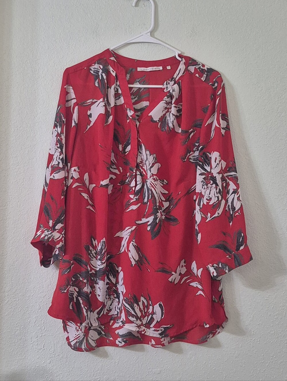 Violet & Claire Red Floral V-Neck Tunic